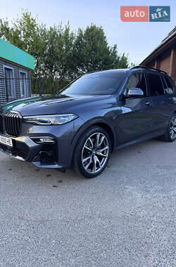 Внедорожник / Кроссовер BMW X7 2022 в 