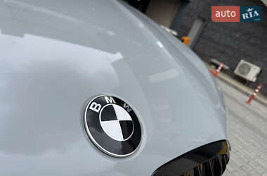 Позашляховик / Кросовер BMW X7 2022 в 