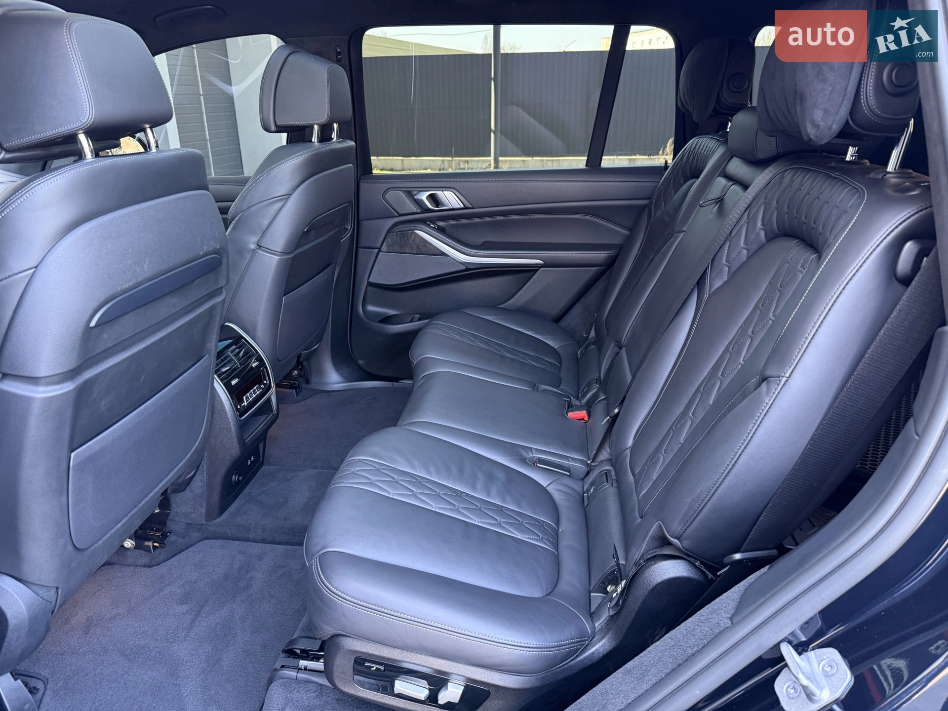 2020 BMW X7 - мініатюра 44