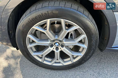Внедорожник / Кроссовер BMW X7 2020 в 