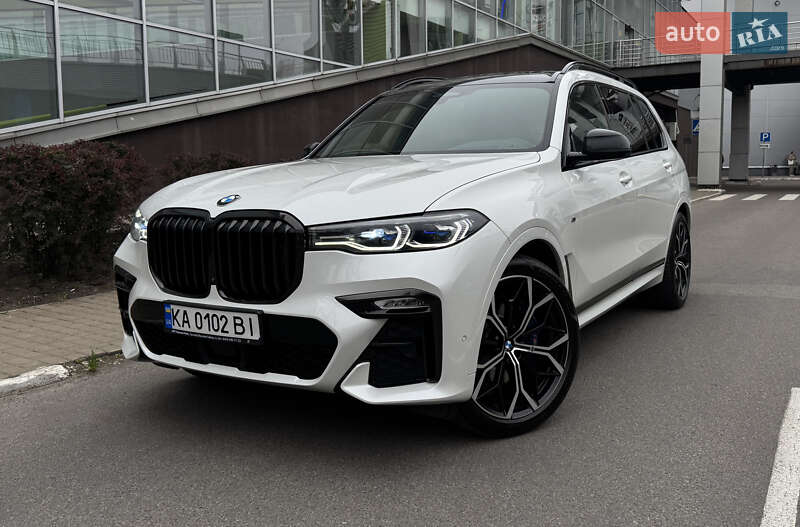 Позашляховик / Кросовер BMW X7 2020 в 