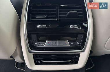 Позашляховик / Кросовер BMW X7 2020 в 