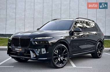 Внедорожник / Кроссовер BMW X7 2023 в Киеве