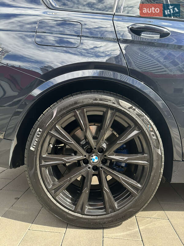 Внедорожник / Кроссовер BMW X7 2019 в Киеве