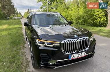 Внедорожник / Кроссовер BMW X7 2020 в 
