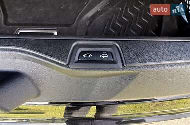 Внедорожник / Кроссовер BMW X7 2020 в 