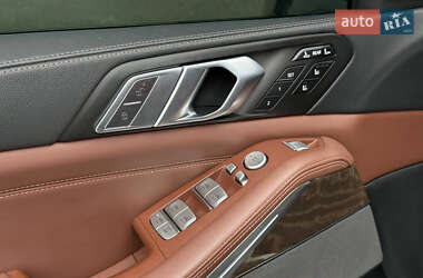 Позашляховик / Кросовер BMW X7 2019 в 