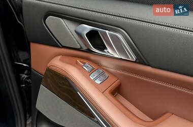 Позашляховик / Кросовер BMW X7 2019 в 