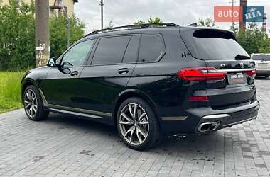 Внедорожник / Кроссовер BMW X7 2020 в 