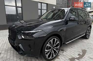 Внедорожник / Кроссовер BMW X7 2023 в 
