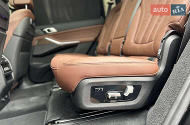 Позашляховик / Кросовер BMW X7 2019 в 