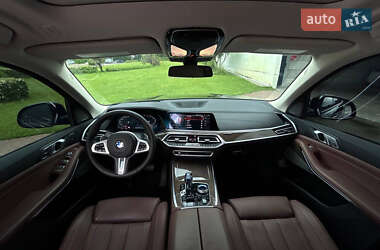 Позашляховик / Кросовер BMW X7 2019 в 