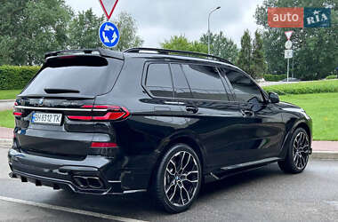 Позашляховик / Кросовер BMW X7 2019 в 
