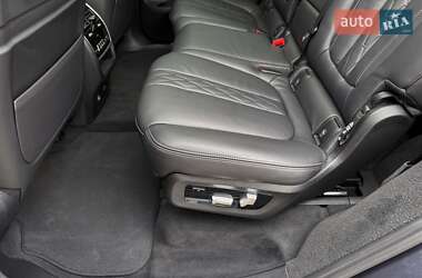 Позашляховик / Кросовер BMW X7 2020 в 