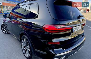 Внедорожник / Кроссовер BMW X7 2022 в 