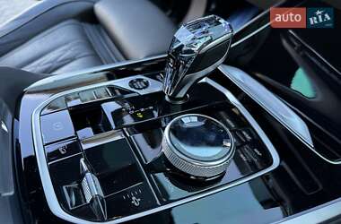 Внедорожник / Кроссовер BMW X7 2022 в 