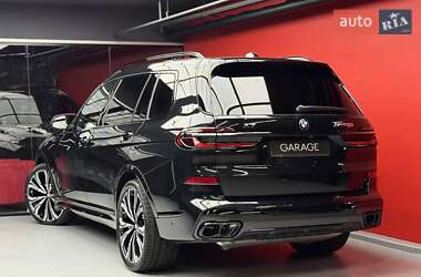 Внедорожник / Кроссовер BMW X7 2025 в 