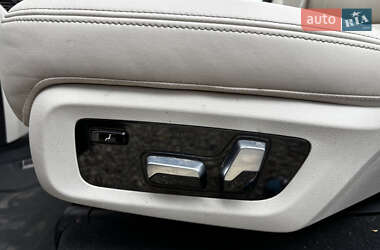 Внедорожник / Кроссовер BMW X7 2020 в 