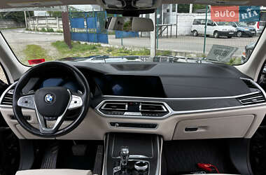 Внедорожник / Кроссовер BMW X7 2020 в 