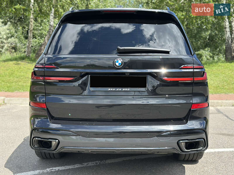 Внедорожник / Кроссовер BMW X7 2024 в Киеве
