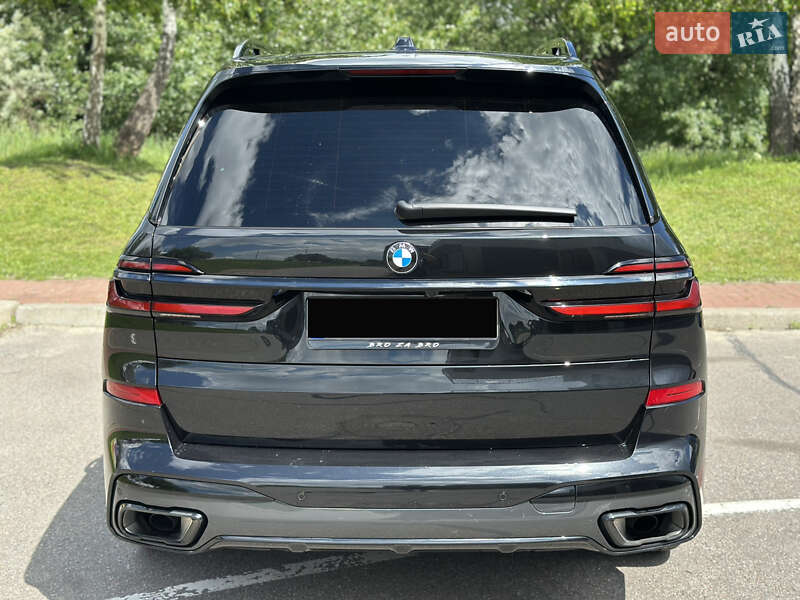 Внедорожник / Кроссовер BMW X7 2024 в Киеве