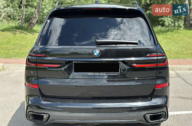 Внедорожник / Кроссовер BMW X7 2024 в 