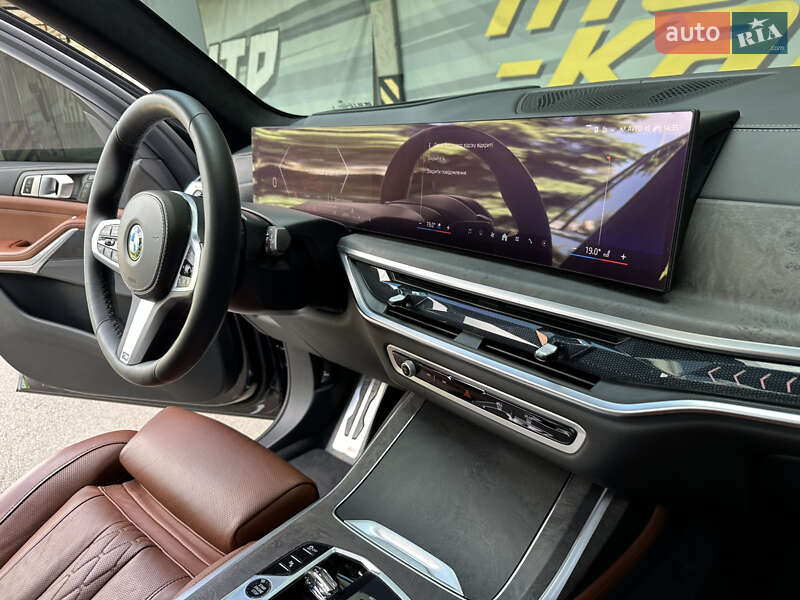 Внедорожник / Кроссовер BMW X7 2024 в Киеве