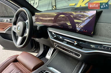 Внедорожник / Кроссовер BMW X7 2024 в 