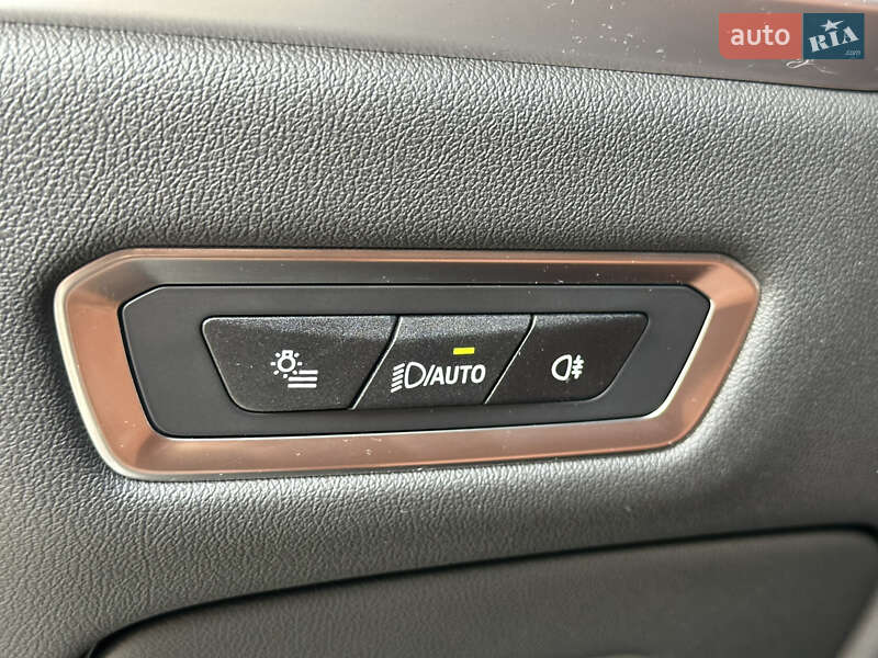 Внедорожник / Кроссовер BMW X7 2024 в Киеве