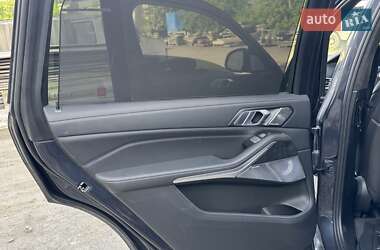 Внедорожник / Кроссовер BMW X7 2022 в 