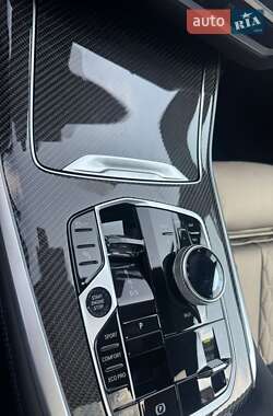 Внедорожник / Кроссовер BMW X7 2025 в Киеве
