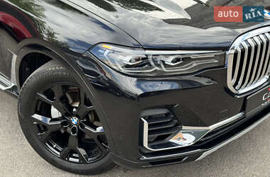 Внедорожник / Кроссовер BMW X7 2020 в 