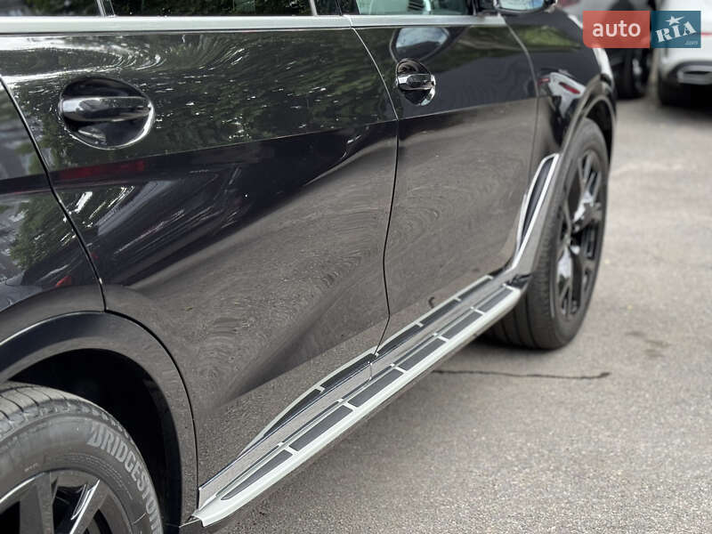 Позашляховик / Кросовер BMW X7 2020 в Києві