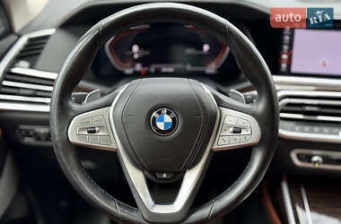Внедорожник / Кроссовер BMW X7 2020 в 
