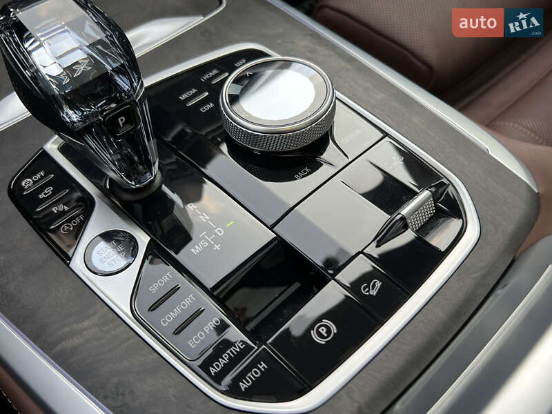 Позашляховик / Кросовер BMW X7 2021 в Києві