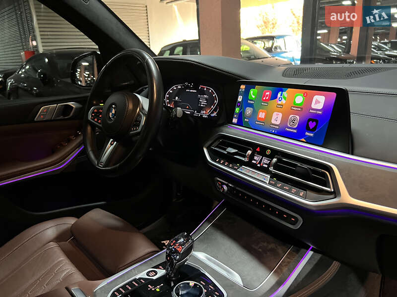 Позашляховик / Кросовер BMW X7 2021 в Києві