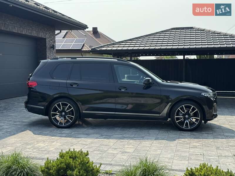 Внедорожник / Кроссовер BMW X7 2019 в Луцке