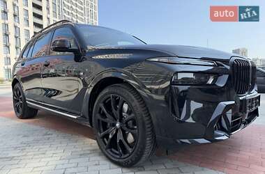 Внедорожник / Кроссовер BMW X7 2023 в Киеве