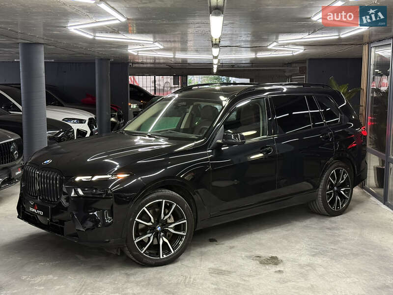 Внедорожник / Кроссовер BMW X7 2023 в Одессе