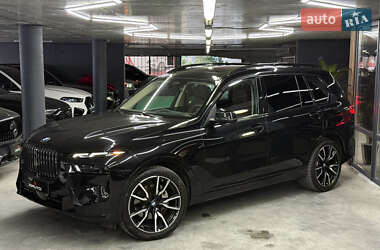 Внедорожник / Кроссовер BMW X7 2023 в 
