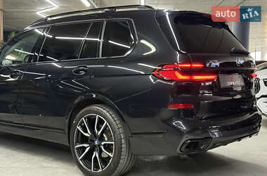 Внедорожник / Кроссовер BMW X7 2023 в 