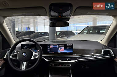 Внедорожник / Кроссовер BMW X7 2023 в 
