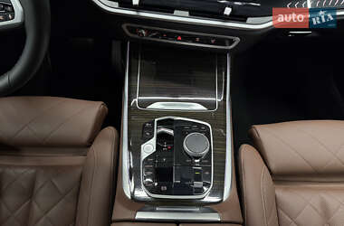 Внедорожник / Кроссовер BMW X7 2023 в 