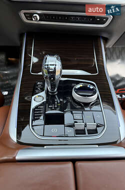 Внедорожник / Кроссовер BMW X7 2019 в 