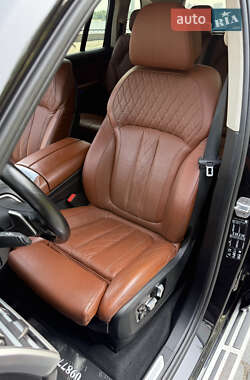 Внедорожник / Кроссовер BMW X7 2019 в 