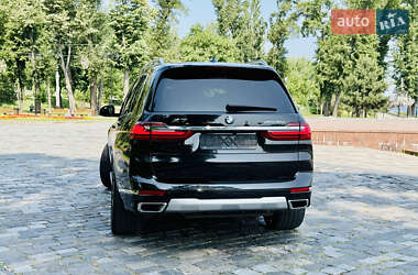 Внедорожник / Кроссовер BMW X7 2019 в 
