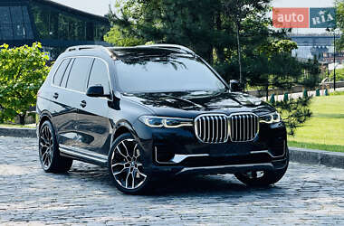 Внедорожник / Кроссовер BMW X7 2019 в 