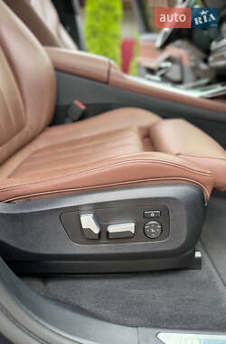 Внедорожник / Кроссовер BMW X7 2021 в 