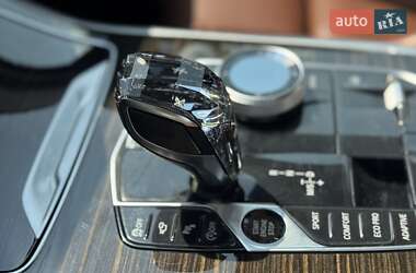 Внедорожник / Кроссовер BMW X7 2019 в 