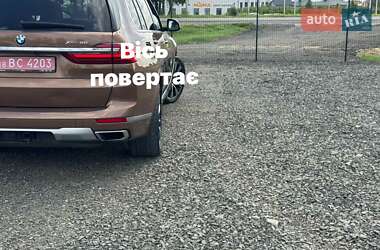 Внедорожник / Кроссовер BMW X7 2019 в 